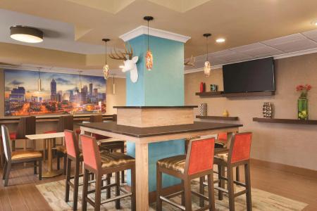 Hampton Inn Atlanta-Buckhead - 12