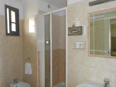 Riviera Airport, Sure Hotel Collection by Best Western - 86