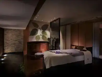 Millennium Hilton Bangkok - Sha Plus Certified - 4