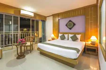 Azure Bangla Phuket - 3