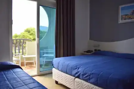 Carlton Riviera - 3