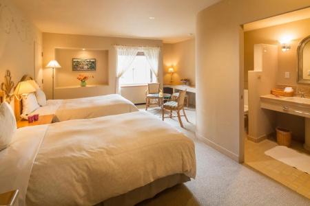 Poppy Springs Resort & Spa - 6