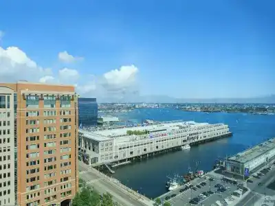 Renaissance Boston Waterfront - 50
