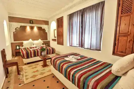 Riad Nakhla - 28