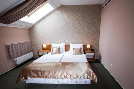 Boutique Sopianae - 52