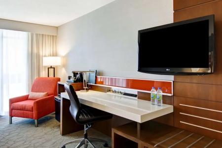 Hilton/Meadowvale - 90