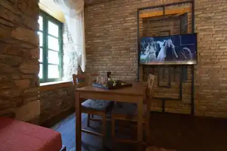 Athenian Residences - 122