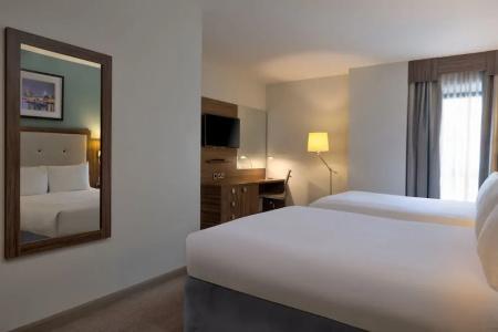 DoubleTree by Hilton London Angel Kings Cross - 68