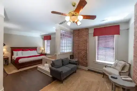 1886 Crescent and Spa - 43