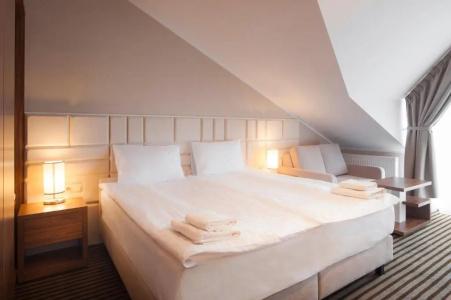 White Resort - 35