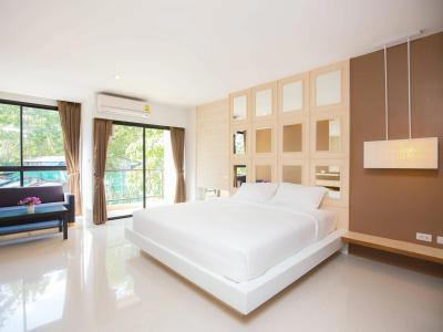 Naka Residence - 1