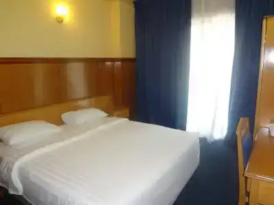 Royal Plaza - 17