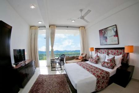Romance Hills - 171