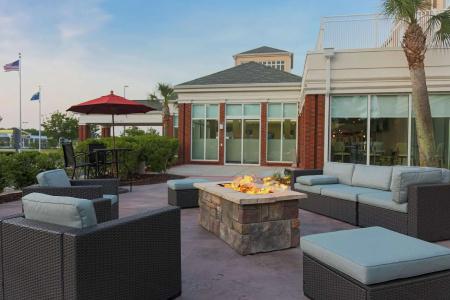 Hilton Garden Inn/Coastal Grand Mall - 35