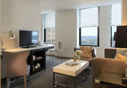 Renaissance Downtown - 2
