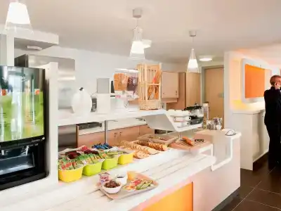 Ibis Budget Fès - 10