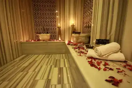 A Palace Suites - 67