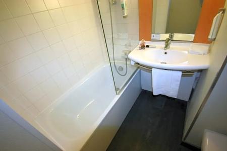 ibis Saint-Malo Madeleine - 60