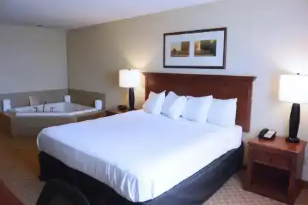 Country Inn & Suites by Radisson, North, IL - 32