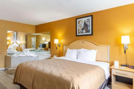 Quality Inn - Hwy 76 Central - 4
