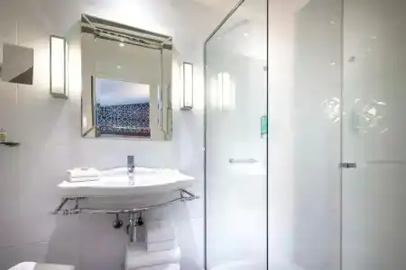 Philéas Lazare & Spa - 62