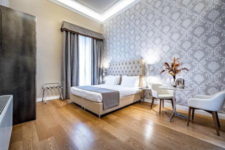 Martelli 6 Suite & - 88