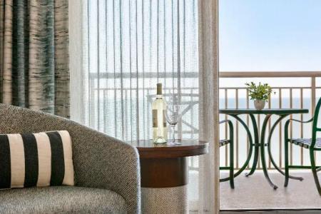 Holiday Inn & Suites, An Ihg - 96