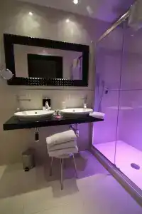 Milano & Spa***s - 45