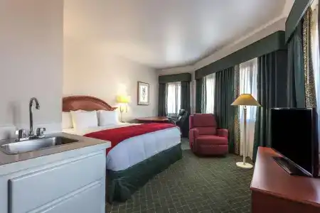 Baymont INN & Suites by Wyndham - 62