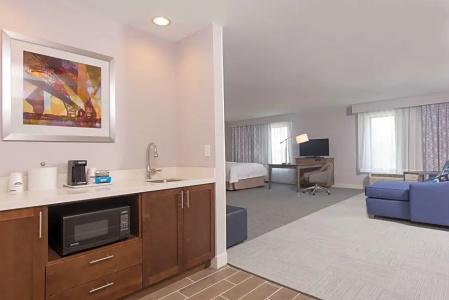 Hampton Inn and Suites - 40
