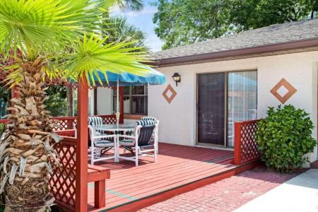 Traveby Wyndham Suites St Augustine - 61