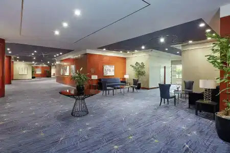 The Beverly Hilton - 32