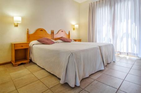 Apartamentos Hg Cristian Sur - 5