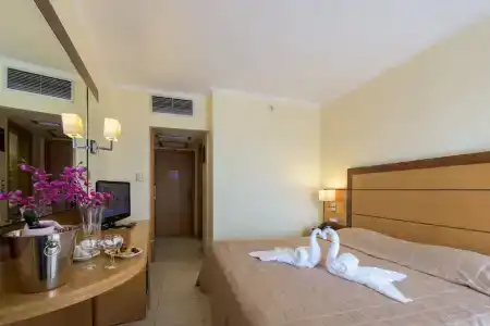 Manousos City - 41