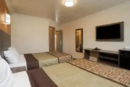 Economy Inn Hollywood - 37