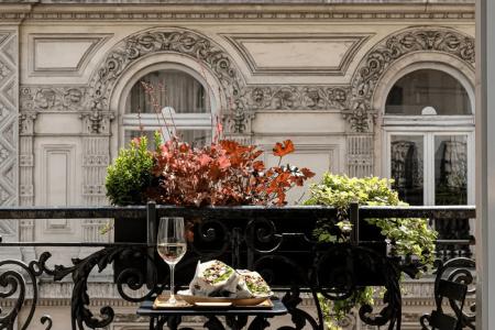 Grand Pigalle - 12