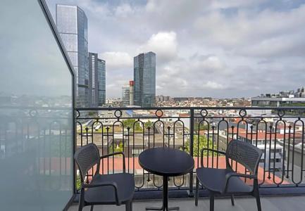 Ramada & Suites by Wyndham Istanbul Sisli - 44