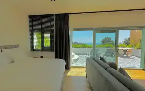 Seaview Faralya - 201