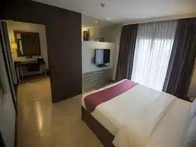 Sukhumvit Suites - 38