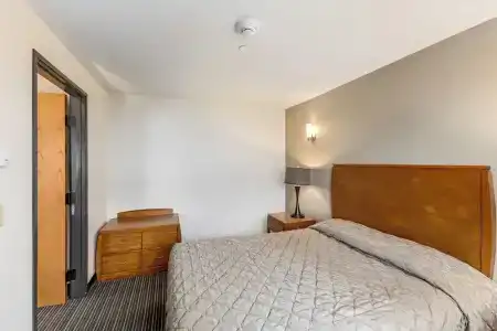 Breeze Inn - 119