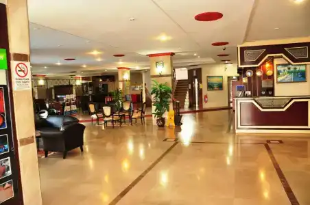 Mustis Royal Plaza - 23
