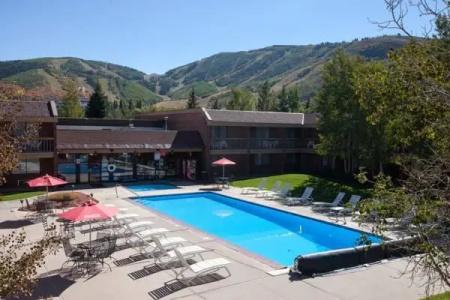 DoubleTree by Hilton - The Yarrow - 23