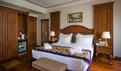 Glk Premier The Home Suites & Spa - 55