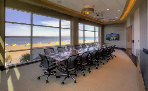 Hilton Garden Inn Virginia Beach Oceanfront - 21