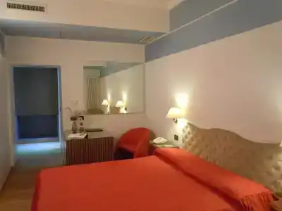 Metropole Suisse - 11