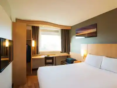 ibis Utrecht - 4