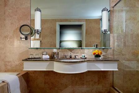 Omni Berkshire Place - 71