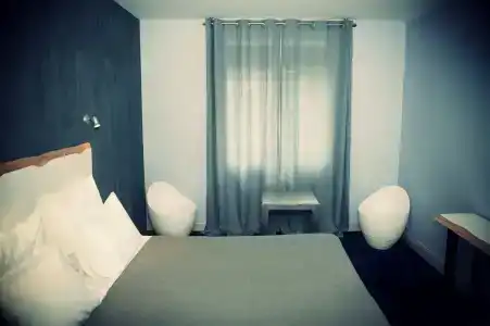 Hôtel Cosmopolitain - 5