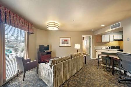 Quality Suites Atlanta Buckhead Village North - 58