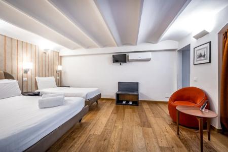 Martelli 6 Suite & - 158